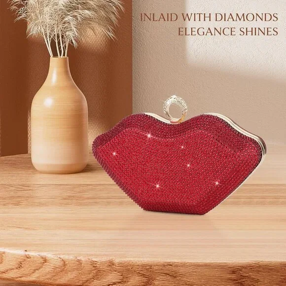 Dazzling Red Rhinestone Evening Bag with Clasp - Glamorous Clutch for Events